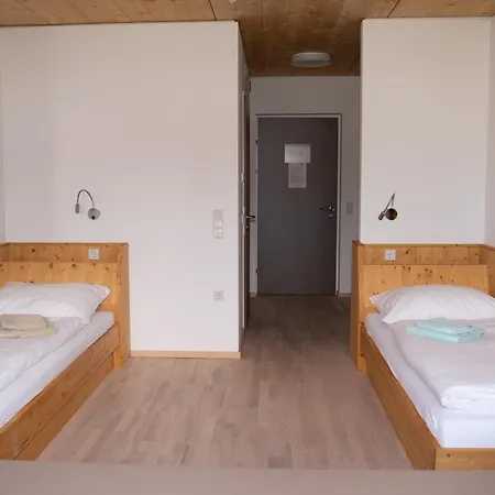 Отель Waldcampus Oesterreich Траункирхен