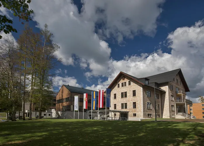 Waldcampus Oesterreich Hotel 3*